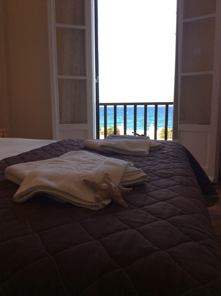 Arokaria Seaside Hotel Ambelász Kültér fotó